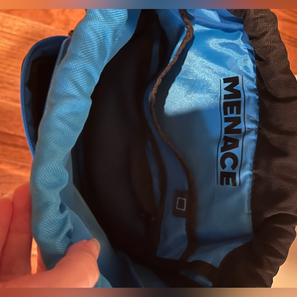 Adidas Pull String Backpack, Excellent Condition - image 8